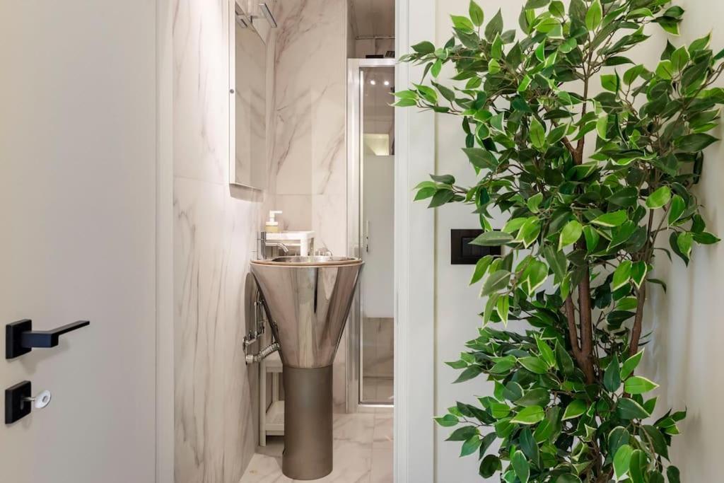 Stupendo Duplex In Centro A Milanoアパートメント エクステリア 写真