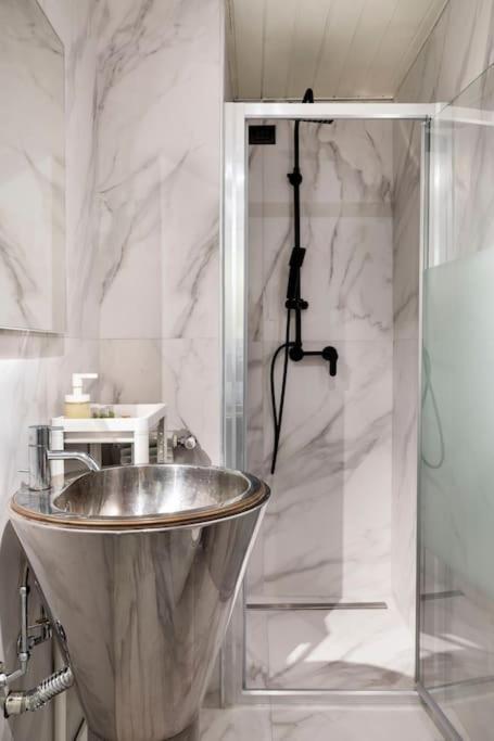 Stupendo Duplex In Centro A Milanoアパートメント エクステリア 写真